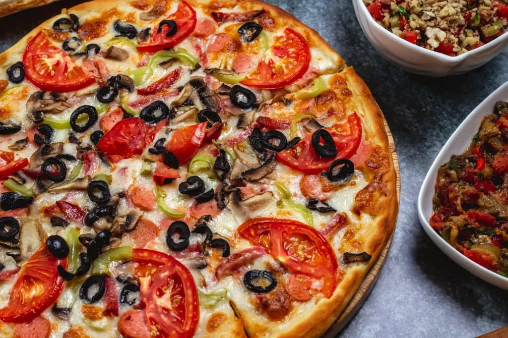 Pizza Súper Suprema Landy 14" (Sin Bebidas)