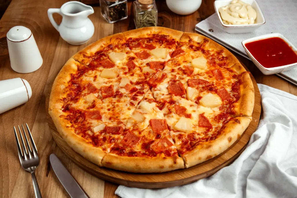 Pizza Pizza Napolitana 14" (Sin Bebidas)